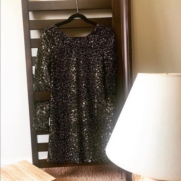 Beautiful velvet shiny black dress - Picture 1 of 2